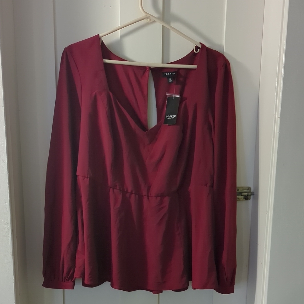 Torrid Size 0 Red Peplum Top